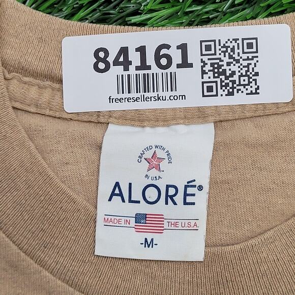 Free-Hug Shirt Womens Medium 20x26 Beige Statement - Picture 6 of 12